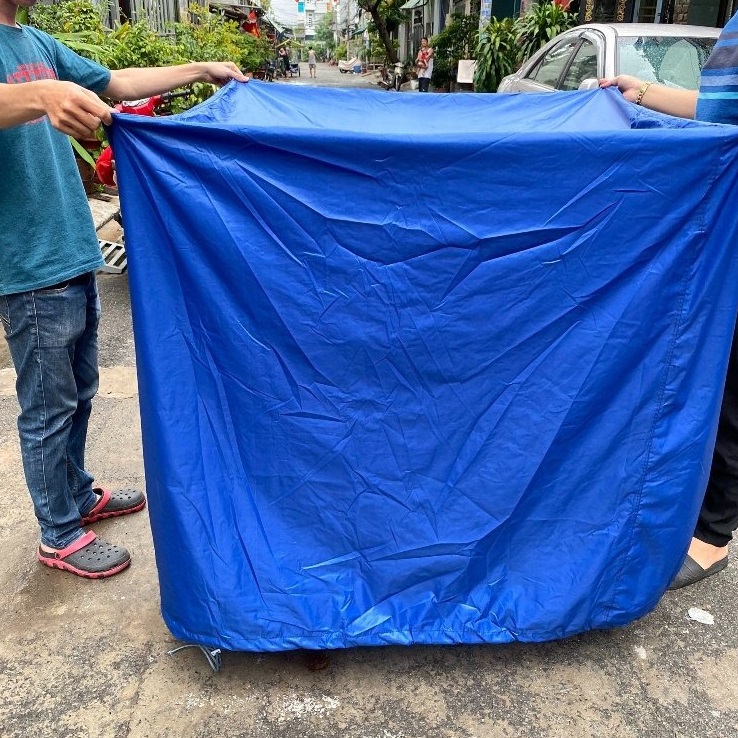 bạt trùm hàng hóa